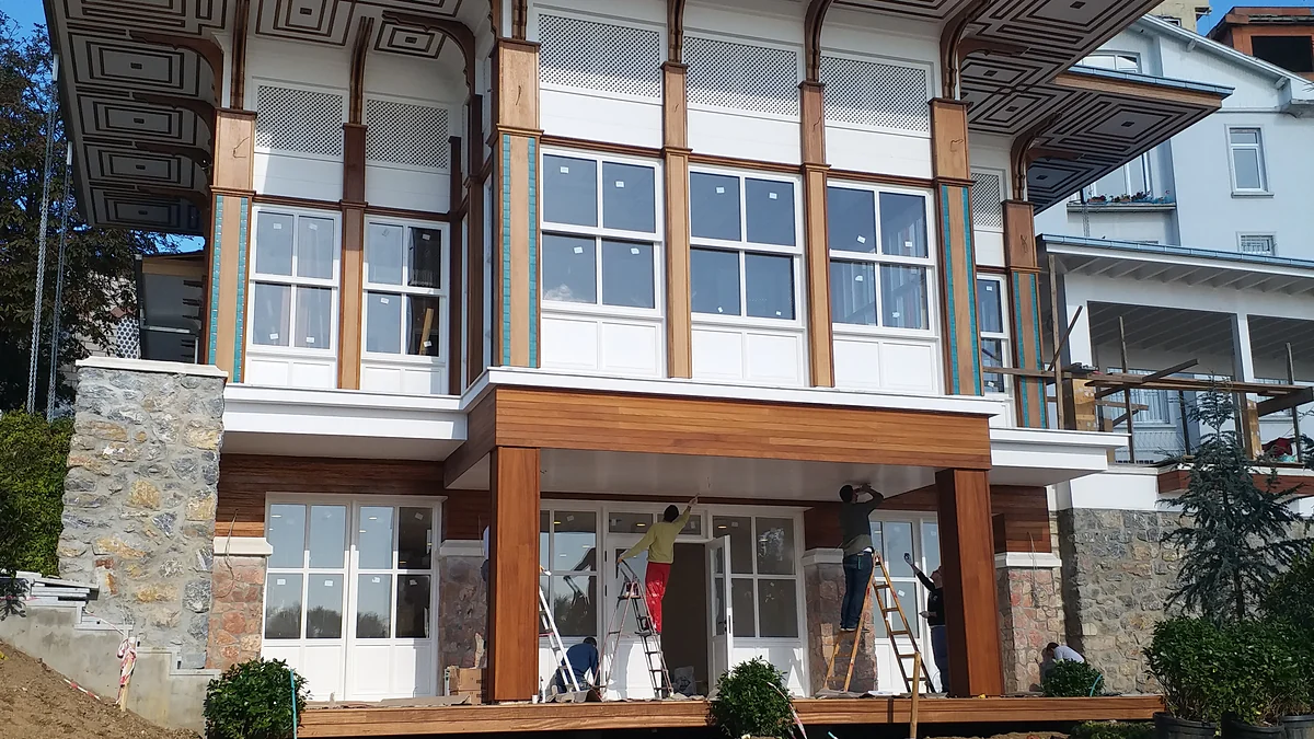 Can Exterior Paint Be Applied Over Old Paint?