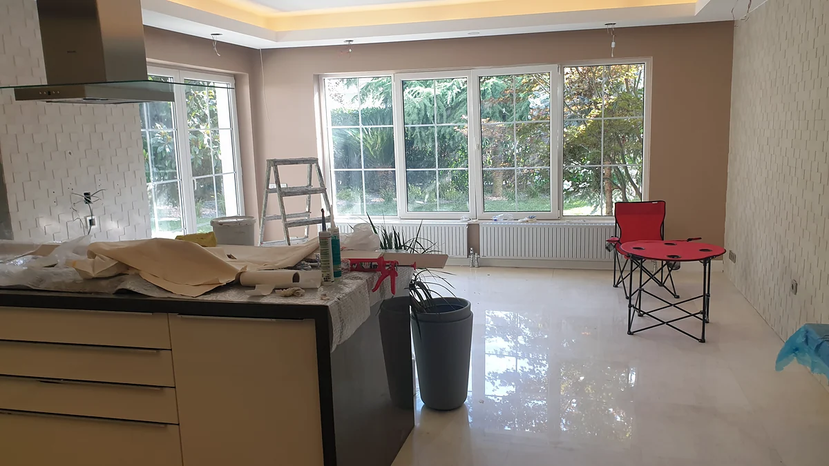 In a Home Renovation, What Comes First: Paint, Floor or Kitchen?