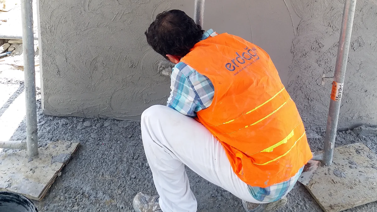 Can Italian Paint Be Repaired Later?
