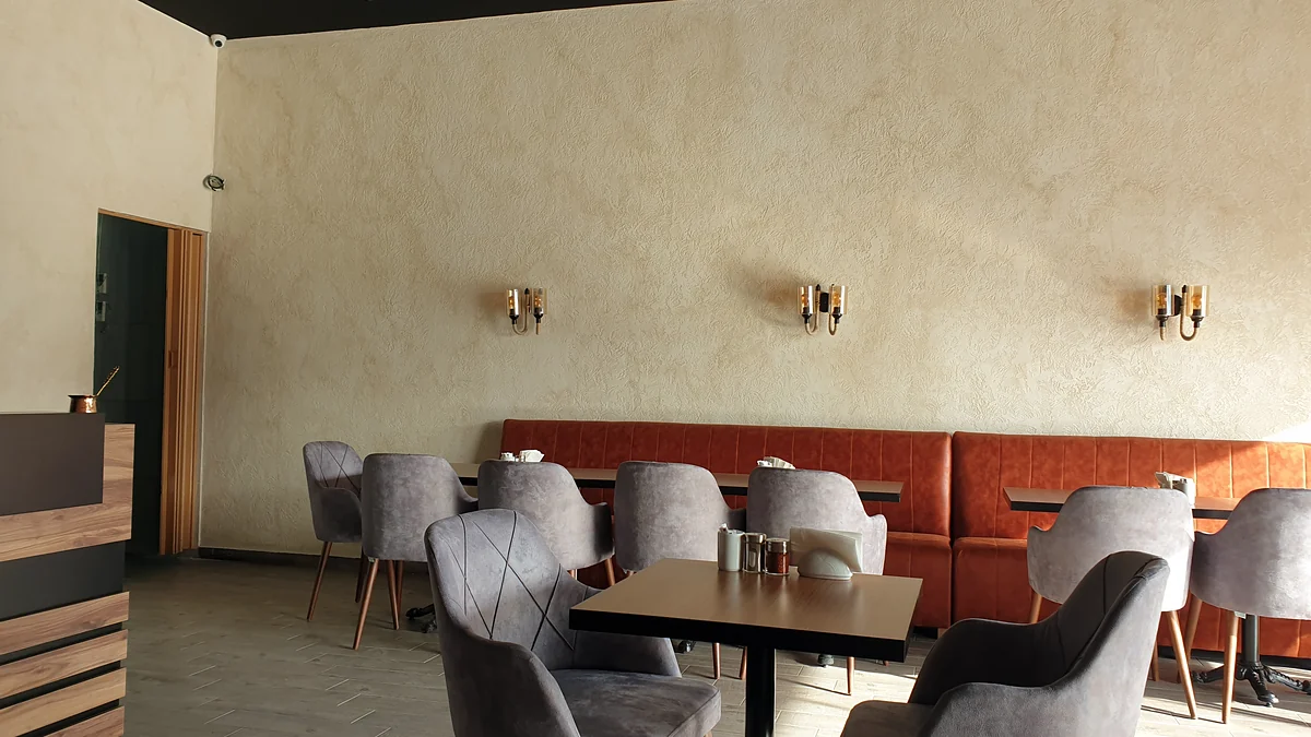 What Matters When Choosing Wall Materials for a Restaurant Renovation?